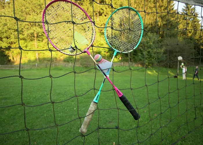 Feriendorf Reinskopf In Der Eifel *